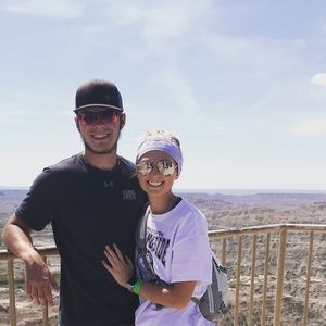 Meet your Posher, Cassandra